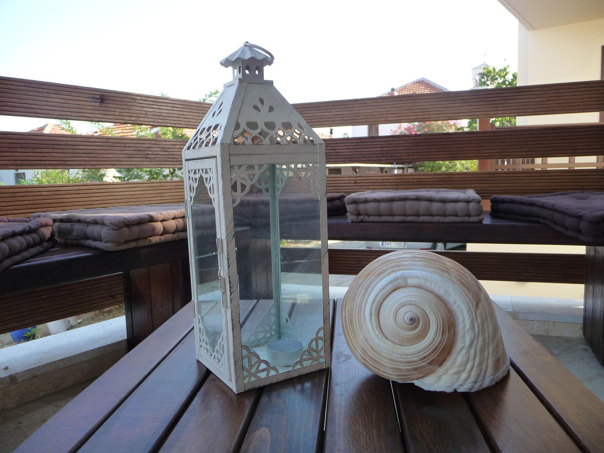 Helianthus Guesthouse Amoliani Bagian luar foto